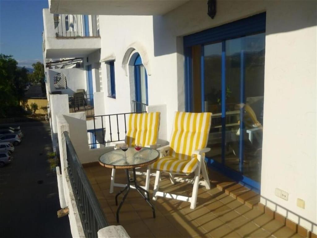 28 Mikonos Playa In Puerto De La Duquesa 2 Bed 2 Bath Apartment Ideally Located To The Beach & Marina Castillo de Sabinillas Bagian luar foto
