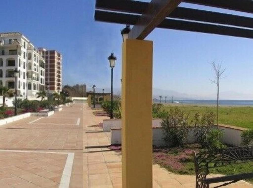 28 Mikonos Playa In Puerto De La Duquesa 2 Bed 2 Bath Apartment Ideally Located To The Beach & Marina Castillo de Sabinillas Bagian luar foto